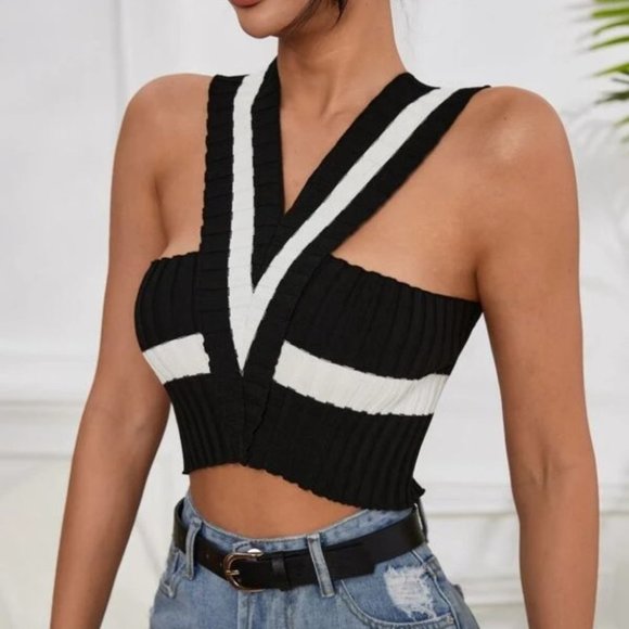 Colorblock  Ribbed Cropped  V-neck Knit Halter tank top Black white - Picture 3 of 7